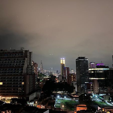 Penthouse Con Vista A Los Cerros. Богота Екстериор снимка