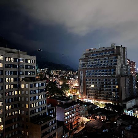 Penthouse Con Vista A Los Cerros. Богота Екстериор снимка