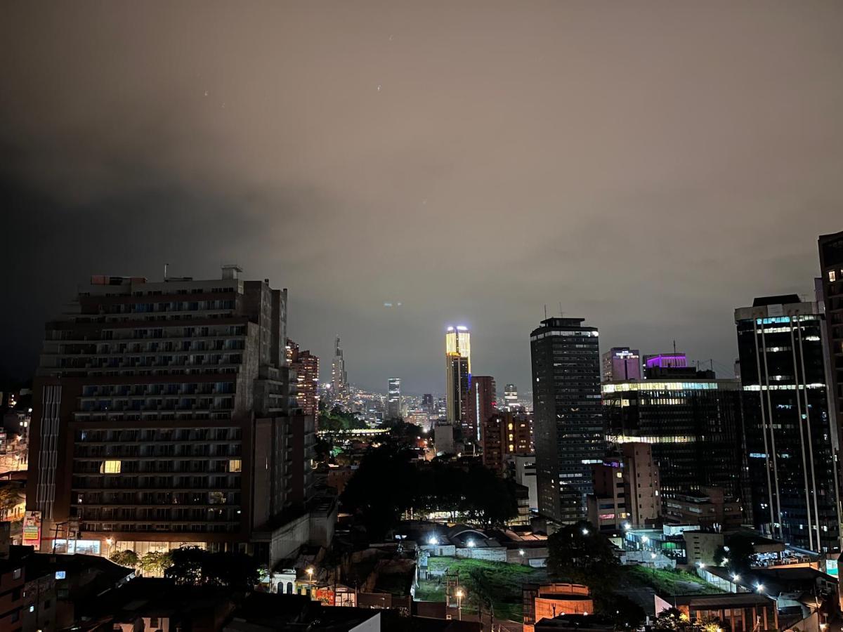 Penthouse Con Vista A Los Cerros. Богота Екстериор снимка