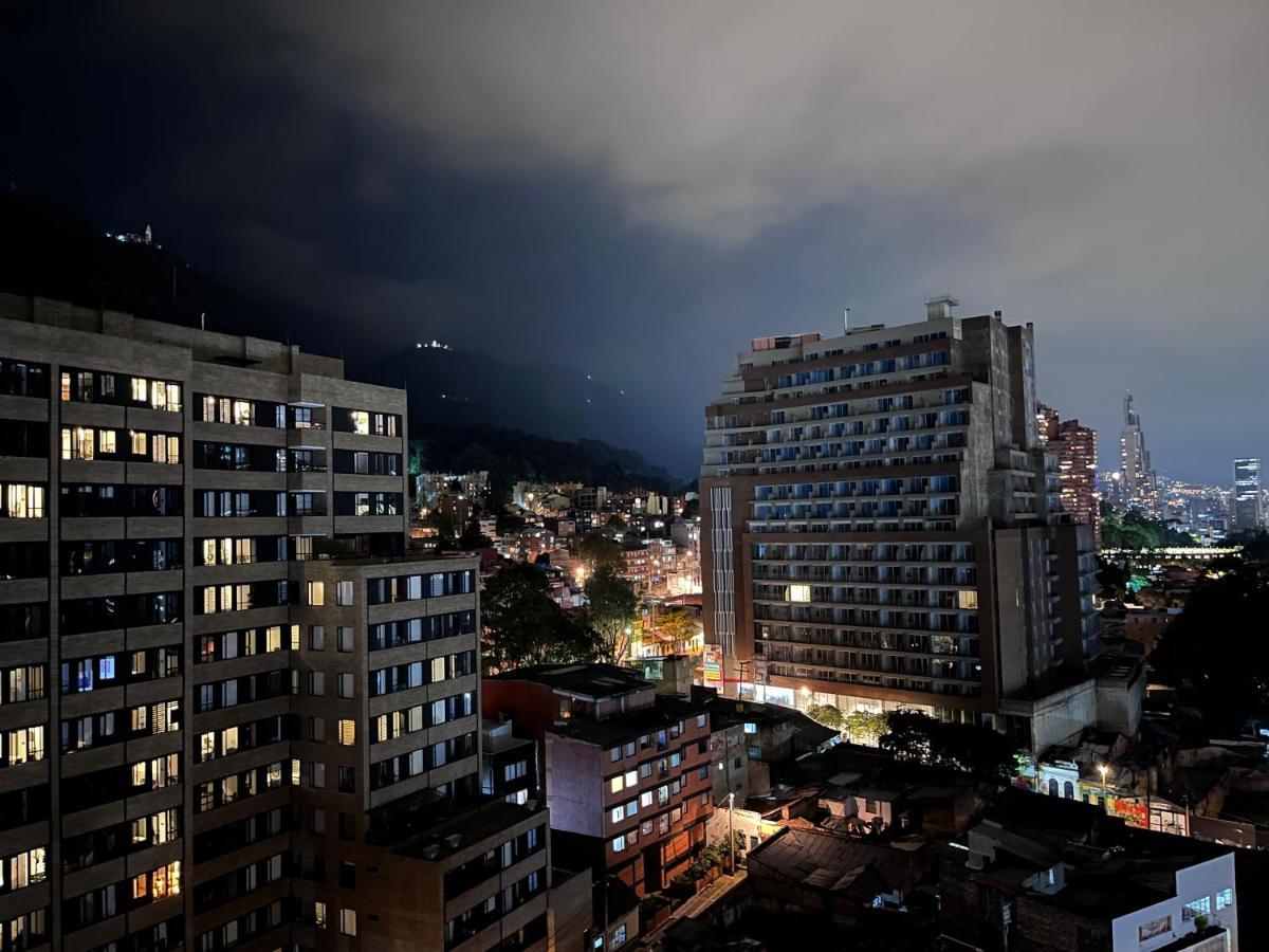 Penthouse Con Vista A Los Cerros. Богота Екстериор снимка